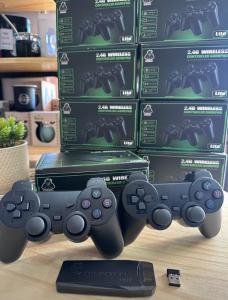 Consola Hdmi 2.4 Joystick Inalambrico 64gb - -