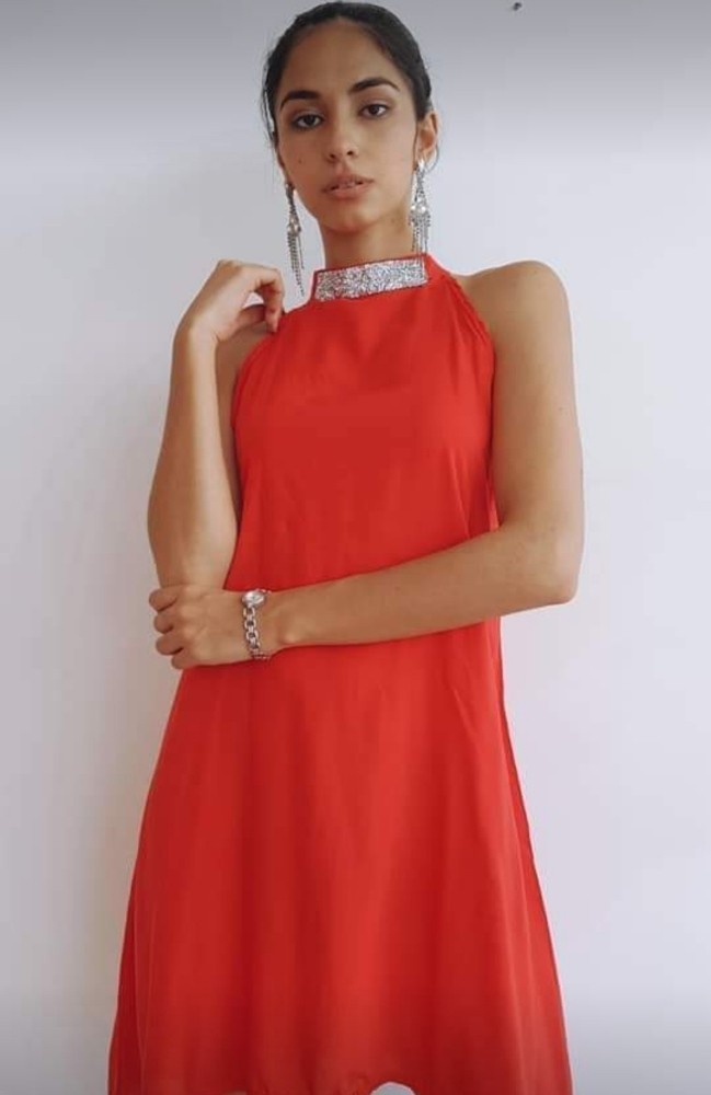 Vestido Gargantilla con Strass - Imagen 9