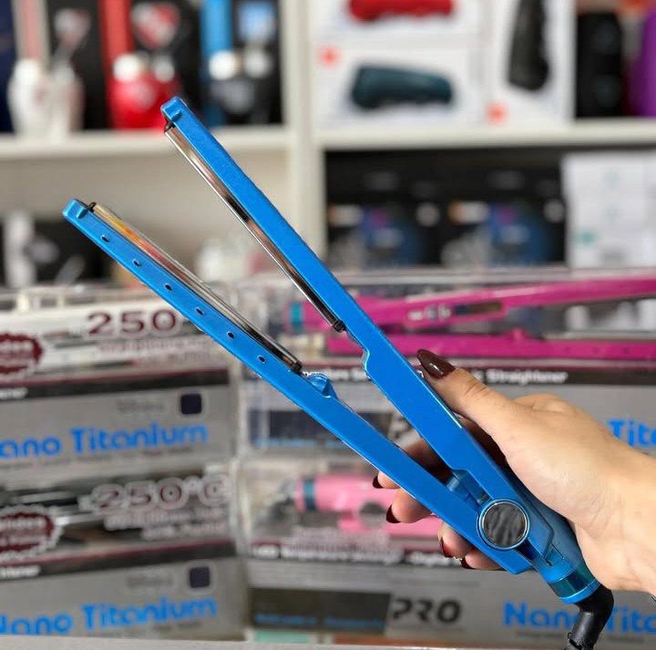 Plancha de Pelo 250 C Nano Titanium Vt3301(celest - Imagen 2