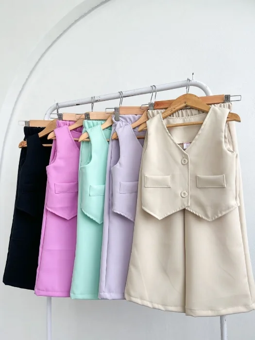Set Sastrero con Pantalón para Niña