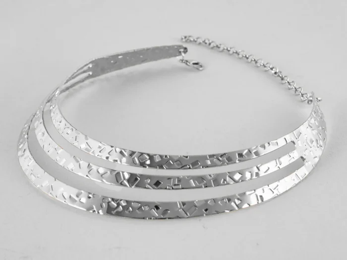 Collar Rígido