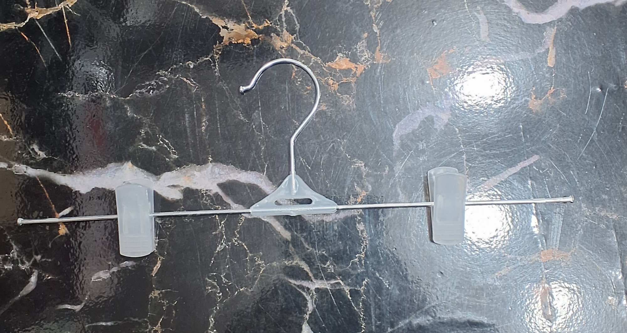 Perchas con Broche Metal - Imagen 3