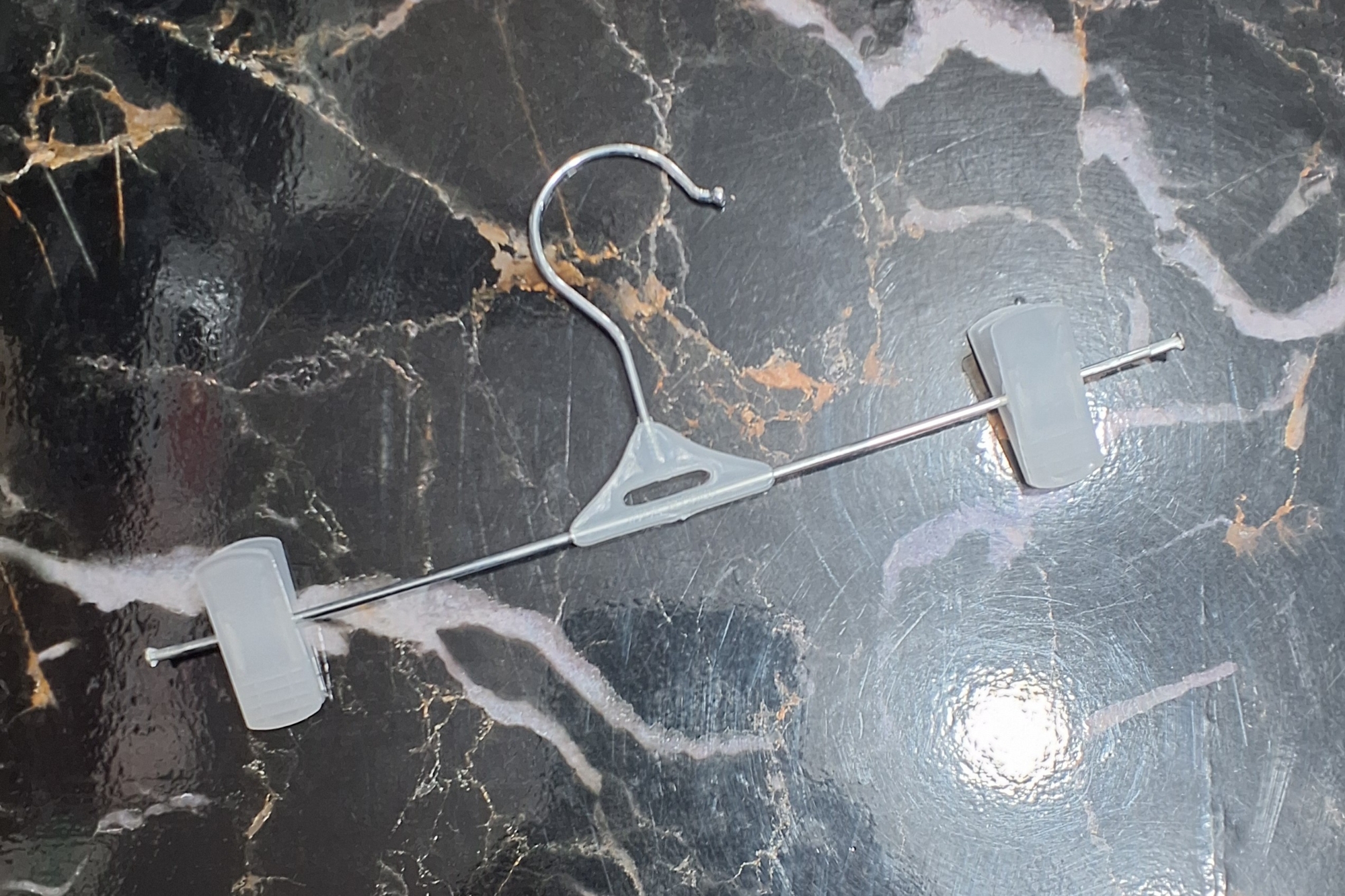Perchas con Broche Metal - Imagen 7