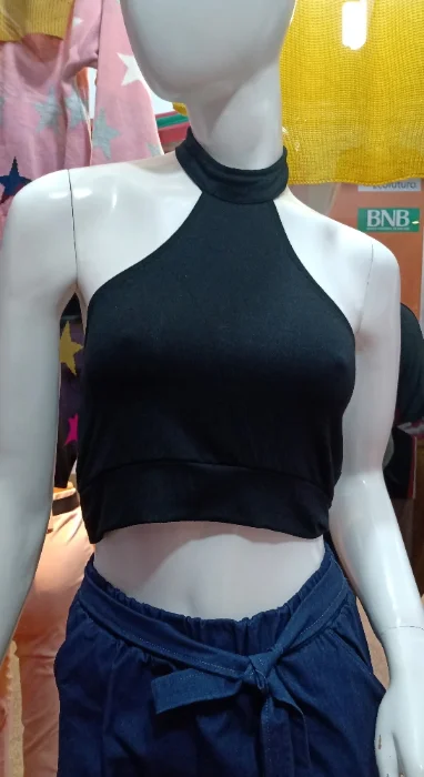 Top Cuello Americano.