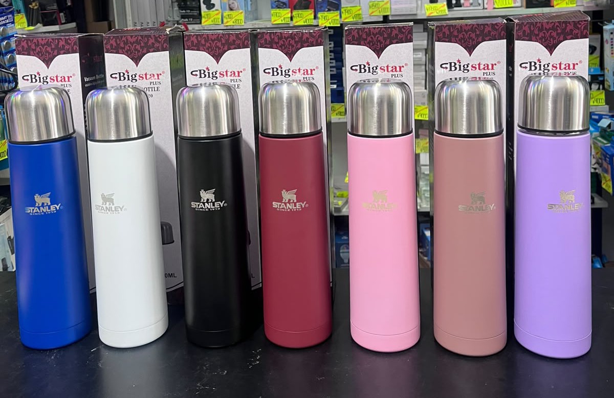 Mate Listo Autosebante Stanley 750ml 2 en 1 con Pico de Metal y Cubre Pico - Imagen 2