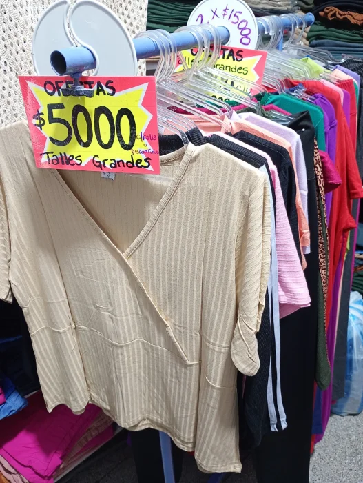 Ofertas Talles Grandes  5/6/8 (perchero a Elección)