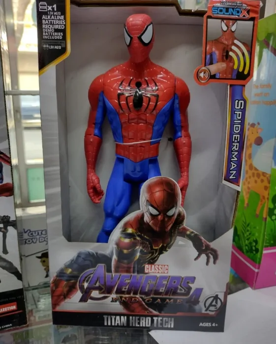 Muñecos Avengers Luces y Sonidos