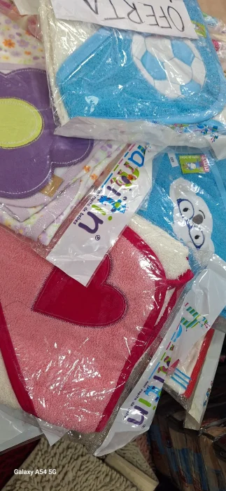 Toallon con Capucha de Bebe